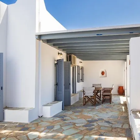 Traditional Island Escape by ΜΡS Apartament *