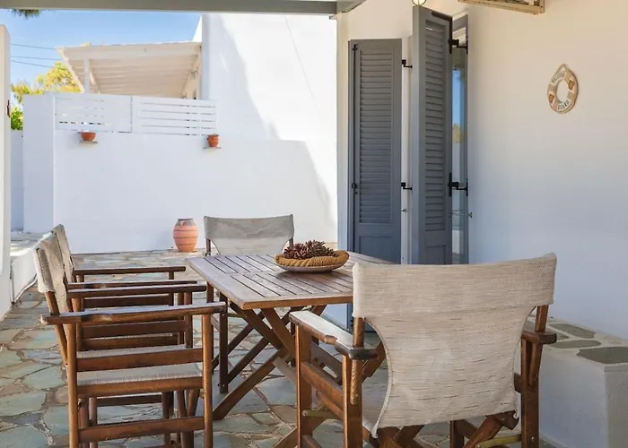 Traditional Island Escape By Μρs