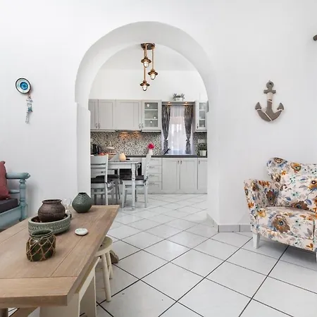 Apartment Traditional Island Escape By μρs *