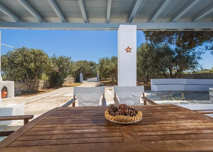 Apartment Traditional Island Escape By μρs