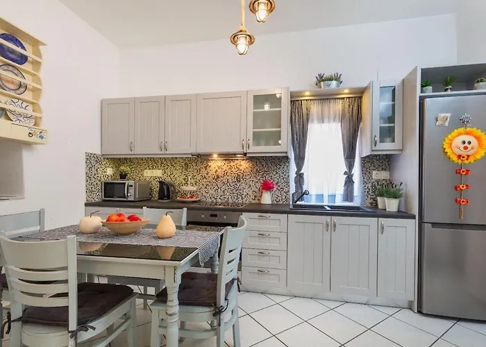 Traditional Island Escape By μρs * Parikia (Paros)