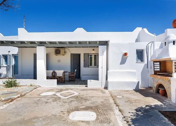 Apartment Traditional Island Escape By μρs