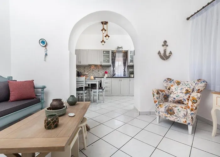 Apartment Traditional Island Escape By μρs *