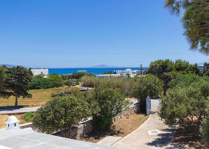 Traditional Island Escape By μρs Parikia (Paros)